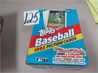 TOPPS 1992 BASEBALL PICTURE CARDS