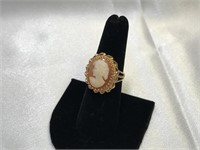 14K Rope Twist Shell Carved Cameo Ring