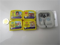 4 Cassettes Dora et une paire d'écouteurs