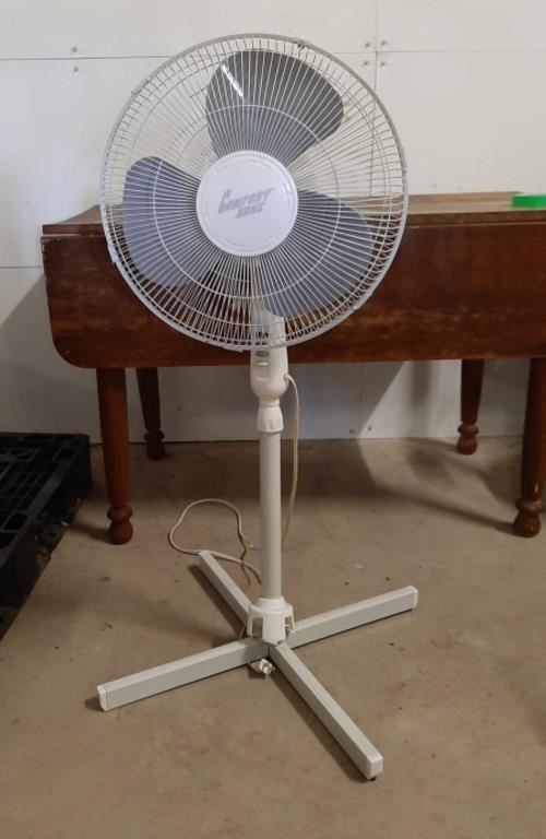 Comfort Zone Oscillating Fan