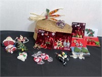 Lot of Christmas jewelry- earrings  brooches