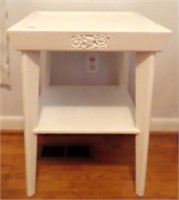 PAINTED ACCENT TABLE - 19" X 19" X 26"