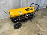 Master 140,000 BYU Salamander heater