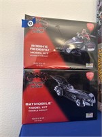 2 BATMAN & ROBIN PLASTIC MODEL KITS (SEALED)