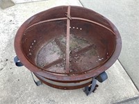 Metal fire pit