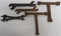 lot of 5 wrenches Case, Peerless others