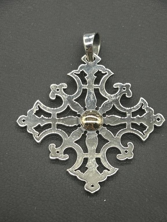 James Avery 14kt & 925 Silver Open Work Pendant