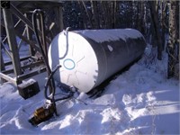 1000 gal. galv. fuel tank w/ hose & elec. pump