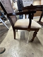 Dining Room Table w/ 5 Chairs