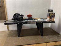 Craftsman Router Table with Black & Decker Router