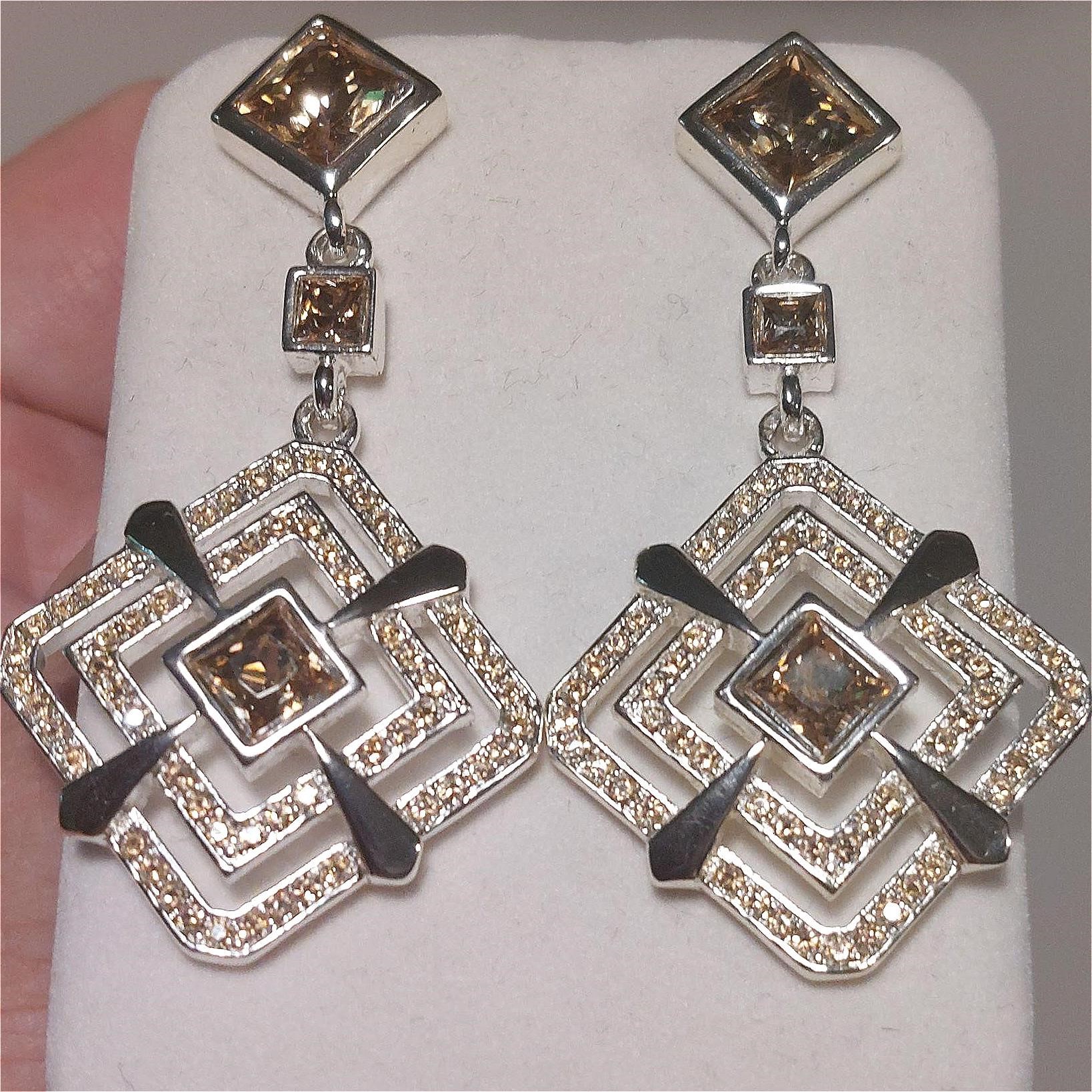 Swarovski Elements Drop Earrings