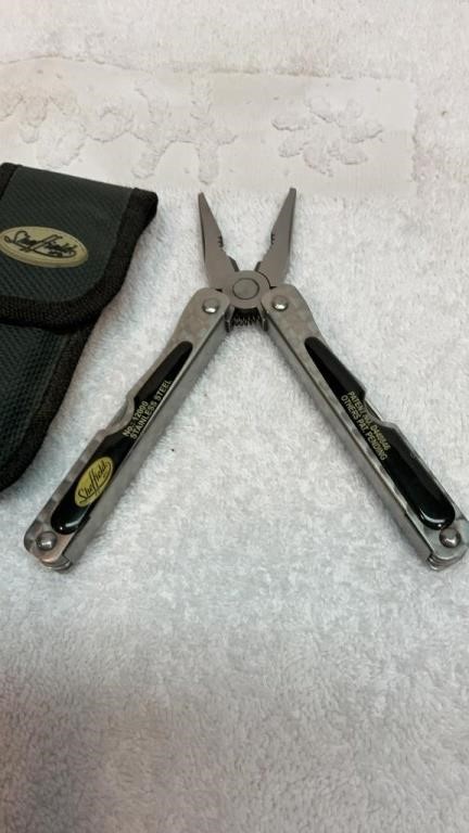 Sheffield multitool with case