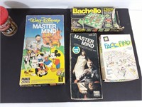 4 jeux vintage dont Master Mind Walt Disney