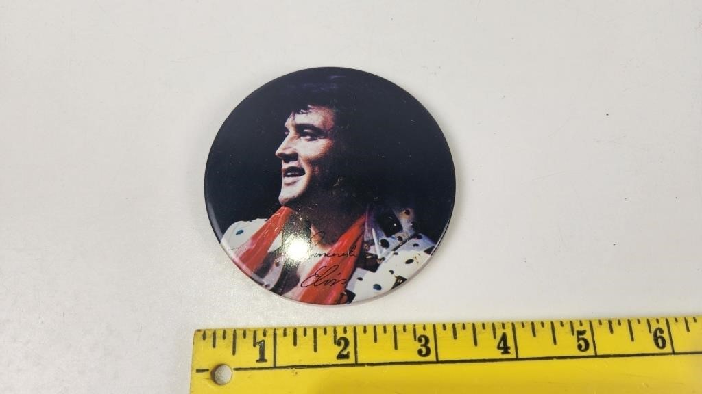Vtg Elvis Presley Pin 3.5"