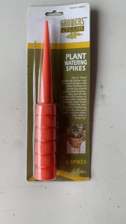 NEW - Growers Club Plant Watering Spikes - 6