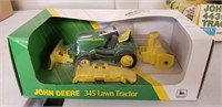 John Deere 345 Lawn Tractor, NIB, Ertl, 1996