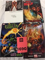 Assortment of Comics / Graphic Novels
