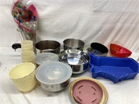 Assorted Kitchen Items