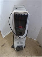 Delonghi Portable Heater 12x6x24