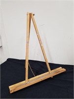 Portable fold up art easel 24 in tall