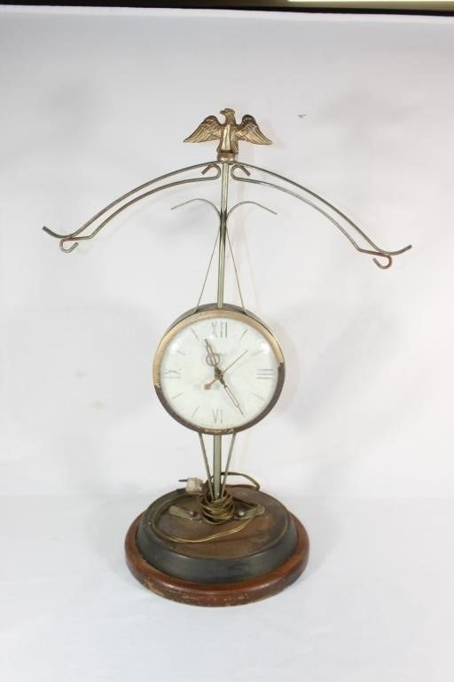 Vintage United Clock Eagle Model 207