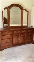 Dresser - 12 drawer- 62x19x35 , mirror 56x44