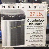 Magic Chef 27lb Countertop Ice Maker