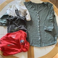 3 T-shirts et veste