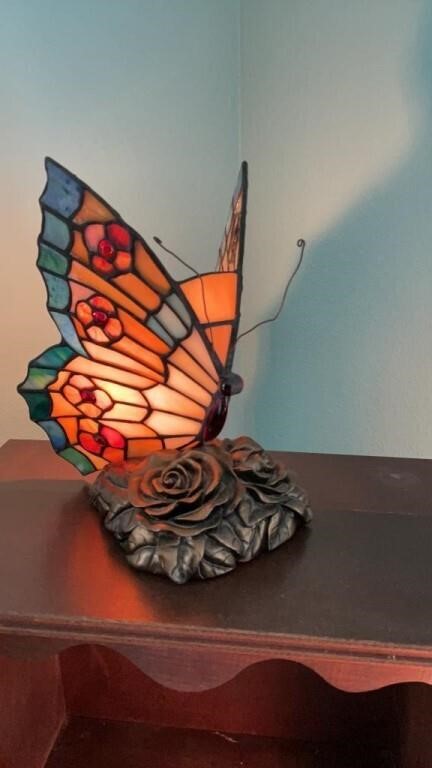 Butterfly table lamp