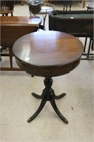 PEDISTAL BRASS CLAW FOOT DRUM TOP TABLE