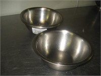 Lot of 5 Stainless Steel Mixing Bowls