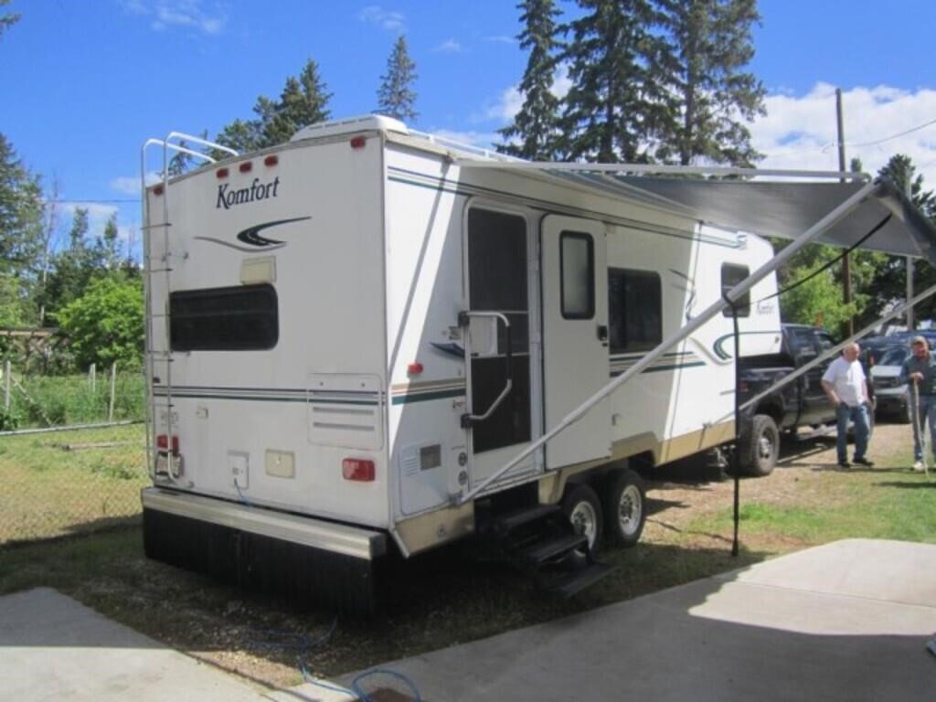 2004 Komfort 22FSC Travel Holiday Trailer