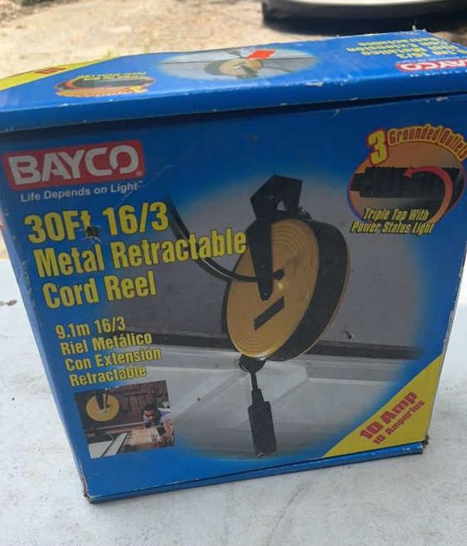 Bayco 30ft 16/3 Retractable Cord Reel and