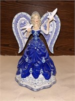 Sparkling Blue Willow Angel