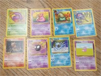 8 Pokemon cards