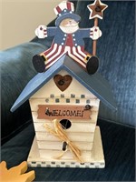 Welcome birdhouse