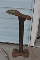 cobblers shoe stand