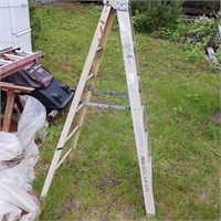 6' Fiberglass Folding Ladder