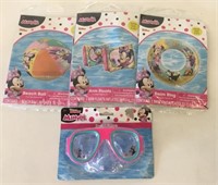 New Disney Minnie Swimming Lot