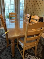Broyhill Pine Table & 6 Chairs & Cover