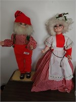 Vintage Santa & Mrs Claus Figures on Bases,