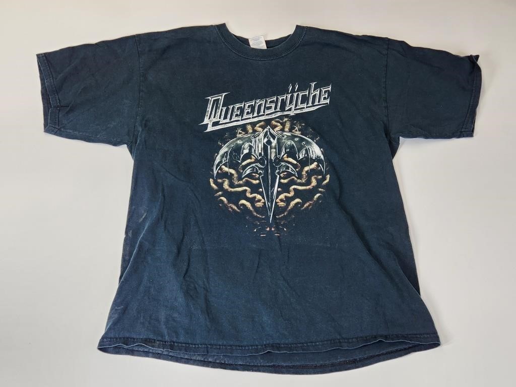 2005 QUEENSRYCHE WORLD TOUR CONCERT SHIRT