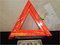 Foldable Reflector Triangle w/ Suction Bottom