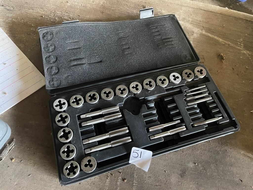 Tap & Die set