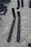 PAIR OF 42" PALLET FORKS