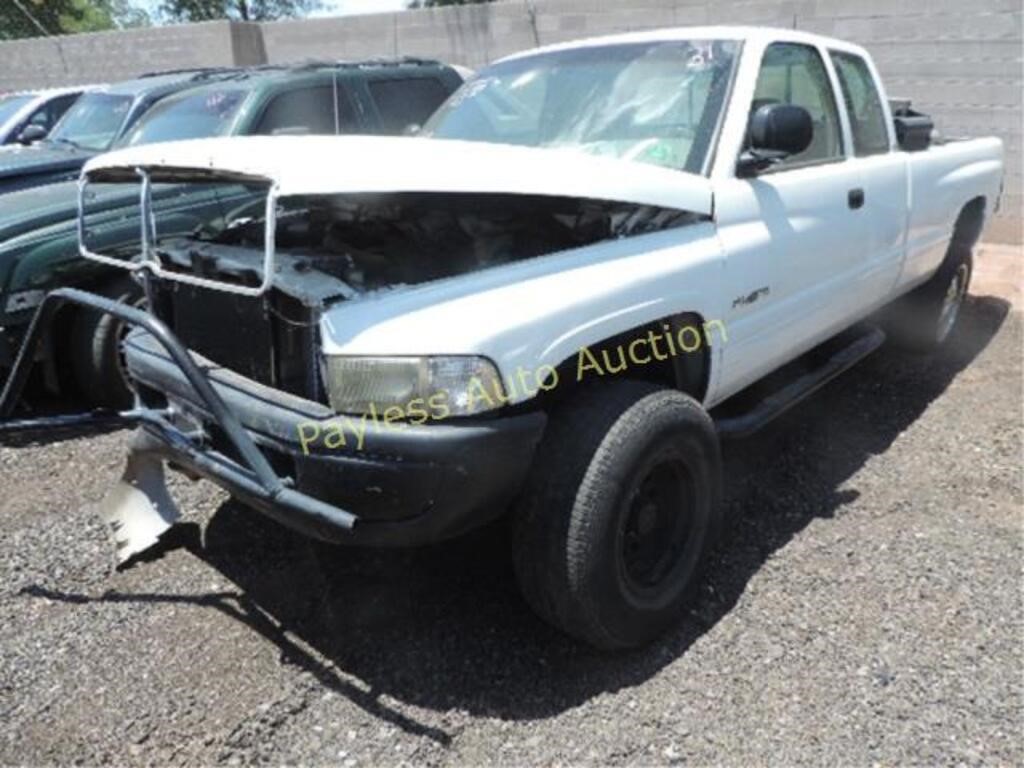 1996 Dodge Ram 3B7HF13Z9TG184923 White