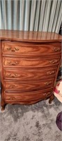 VERY NICE 5 DRAWER BROYHILL CHEST MATCHES LOT 322