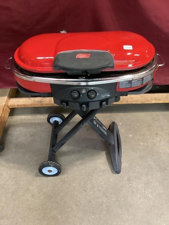 Nice Coleman portable gas grill
