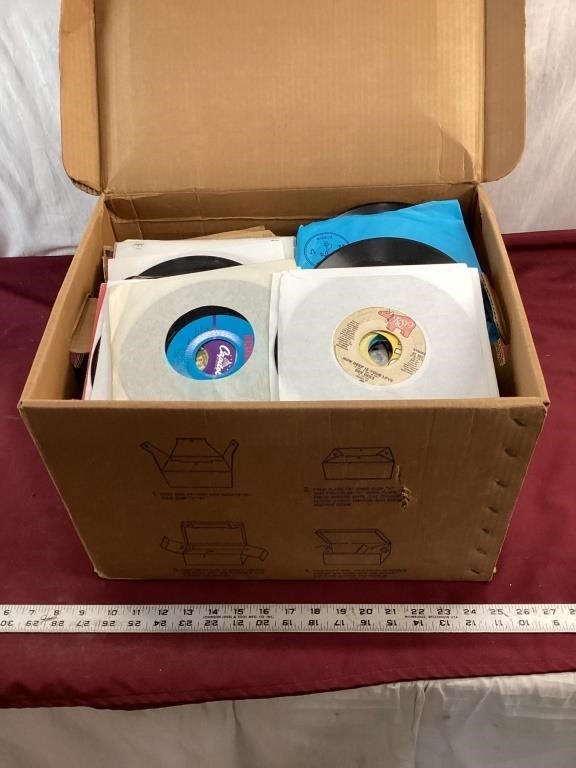 Large assortment of vintage vinyl record 45s
