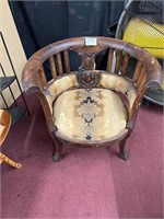 ANTIQUE SWIVEL CHAIR